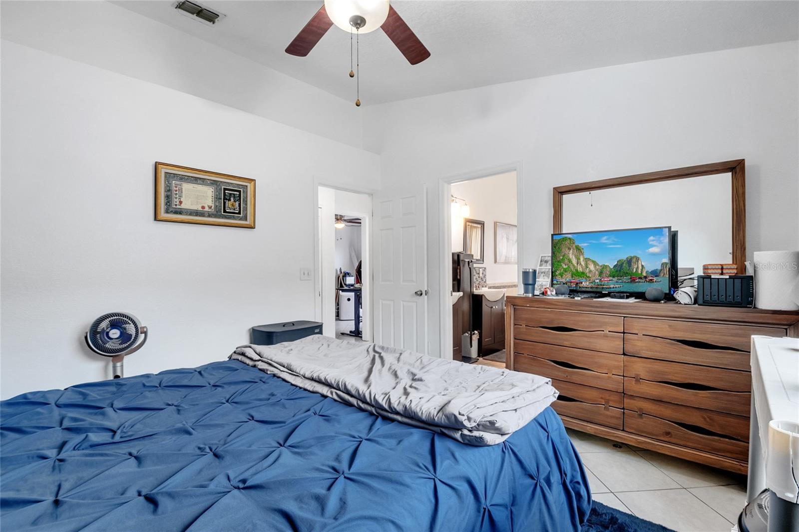 Image 19 of 37 For 13504 Glasser Avenue