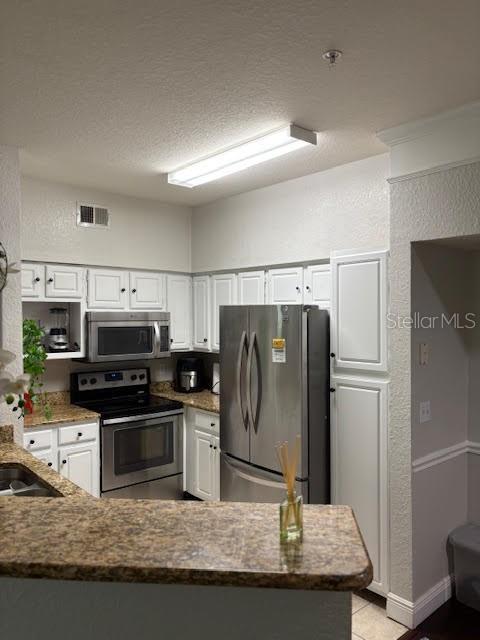 Image 4 of 26 For 3480 Soho Street 201