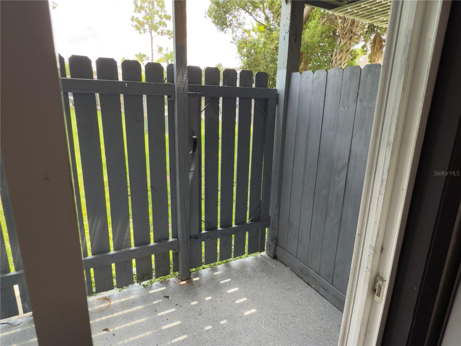 Image 37 of 50 For 1909 Caralee Boulevard 1