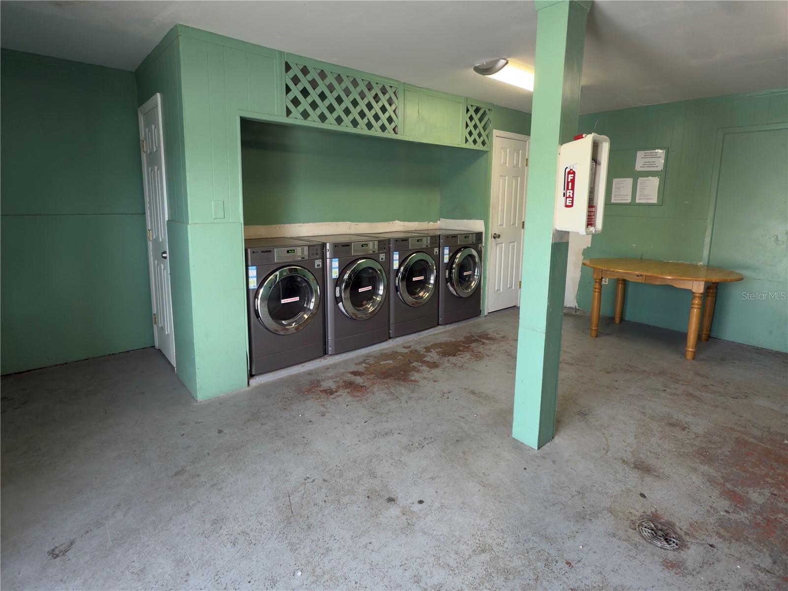 Image 41 of 50 For 1909 Caralee Boulevard 1