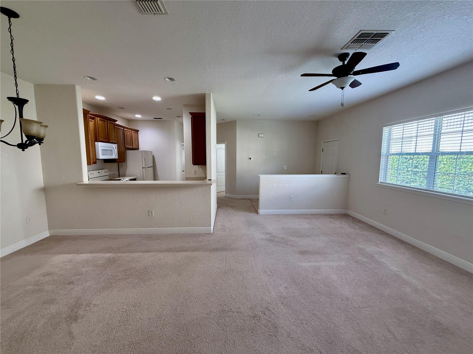 Image 6 of 18 For 17403 Promenade Drive