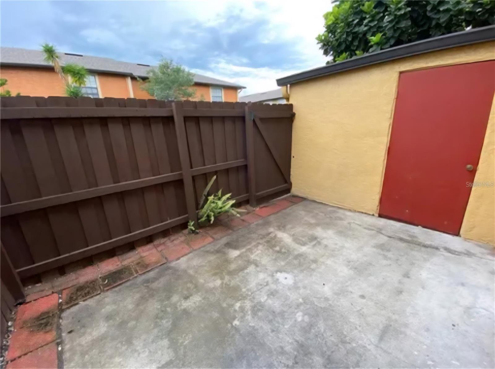 Image 6 of 9 For 7444 Woodburn Court 29