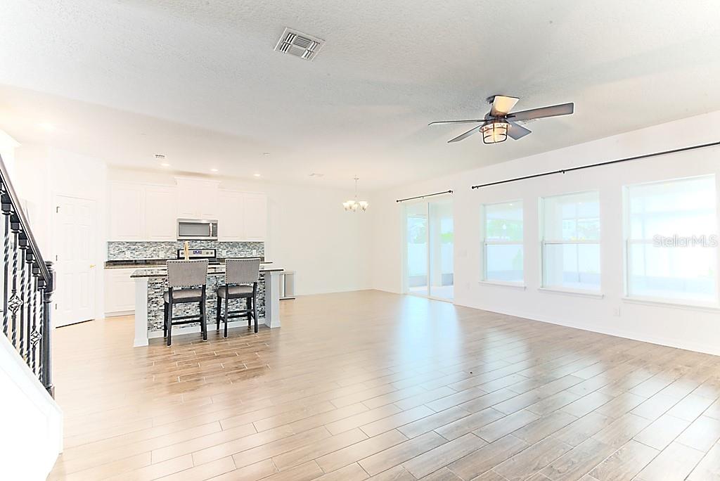 Image 5 of 21 For 3305 Stonewyck Street