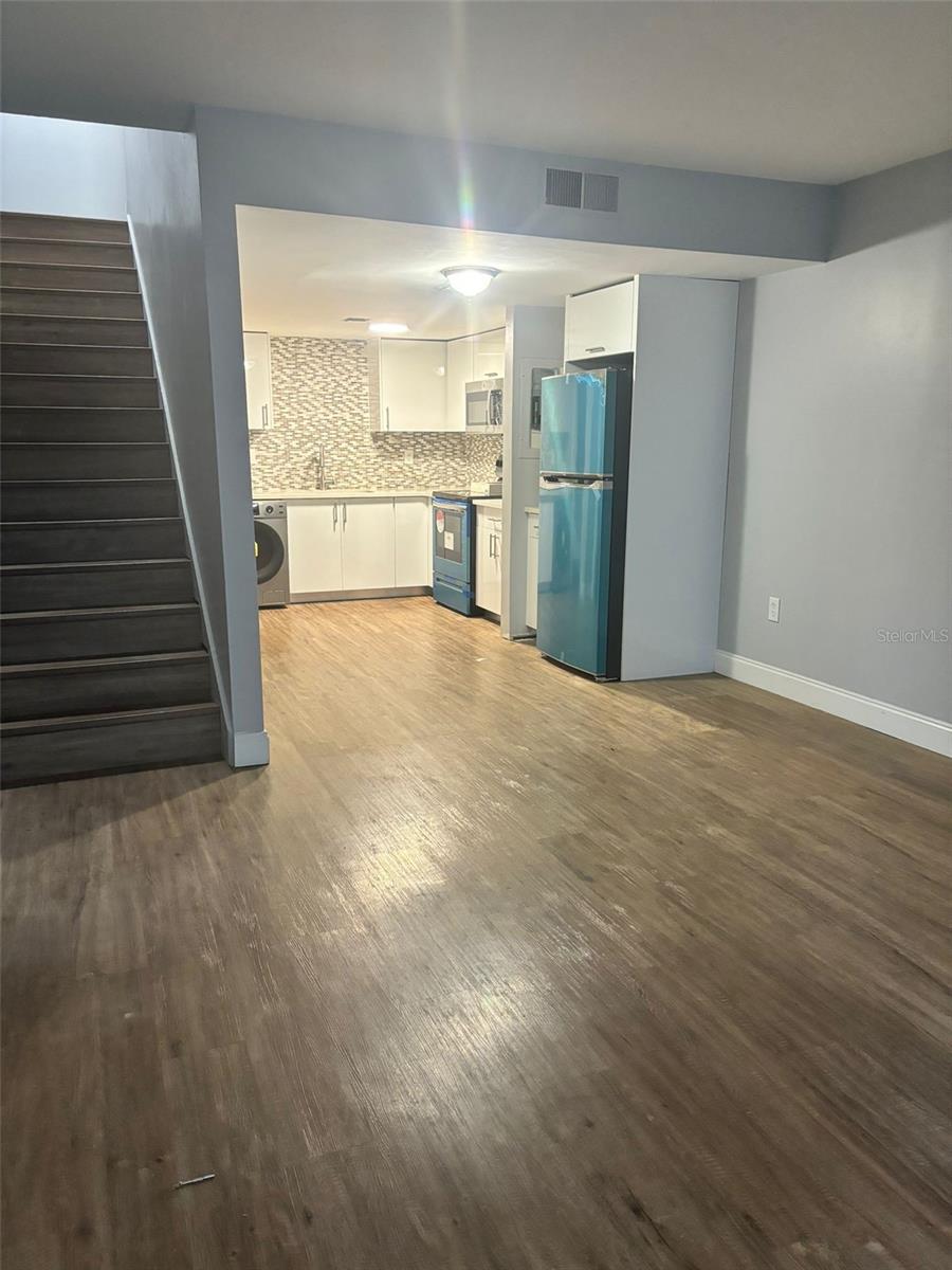 Image 6 of 9 For 4113 Semoran Boulevard 2