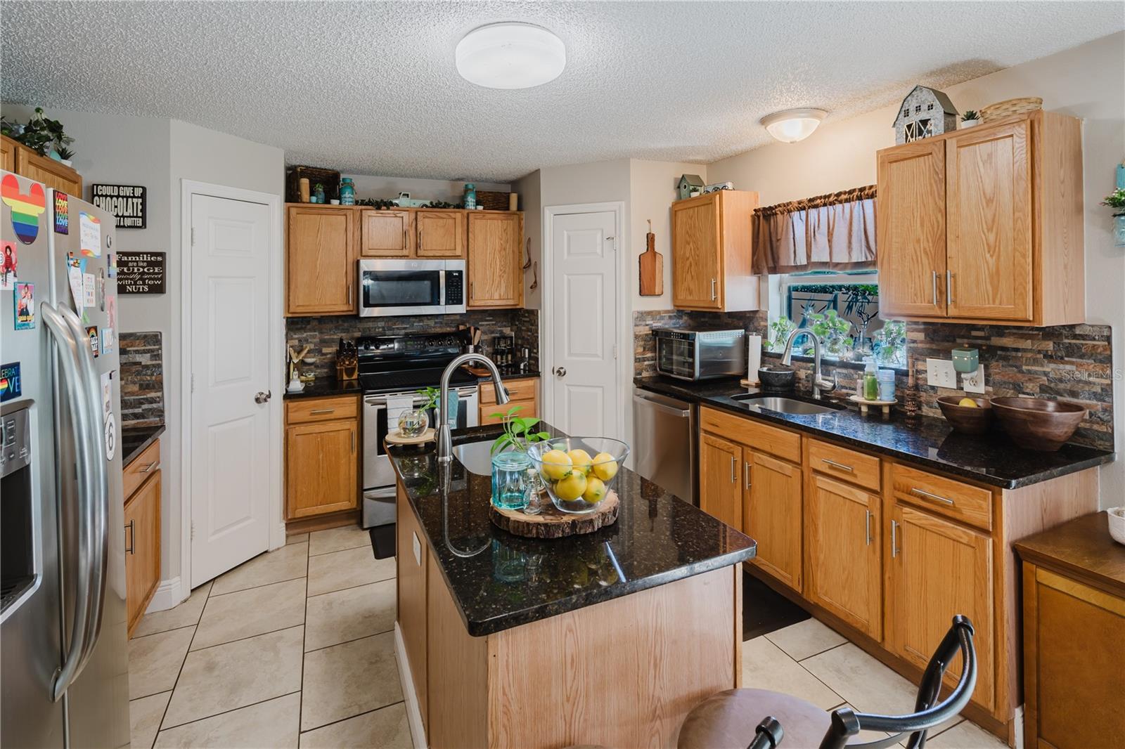 Image 12 of 43 For 607 Notre Dame Way
