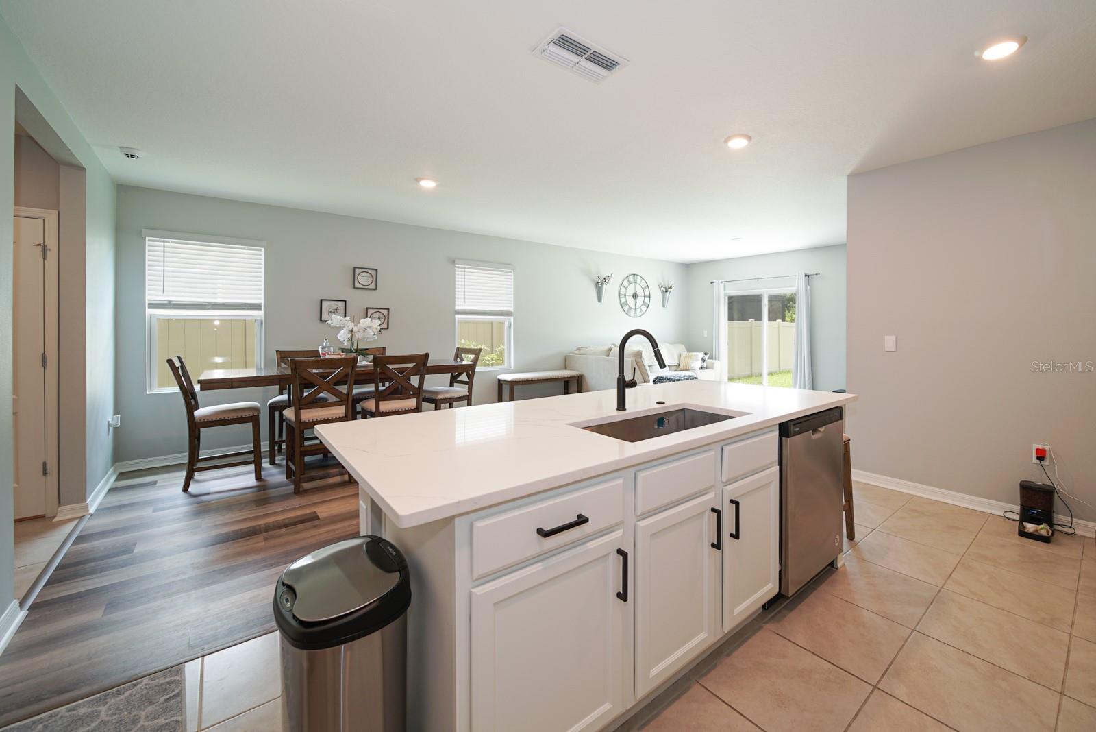 Image 14 of 56 For 3337 Costello Cir