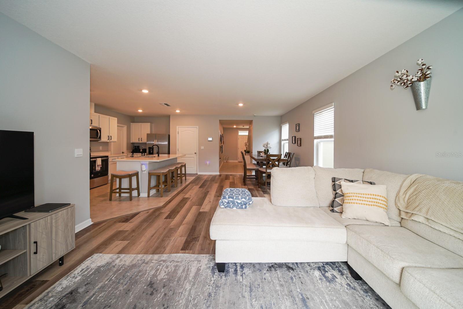 Image 16 of 56 For 3337 Costello Cir