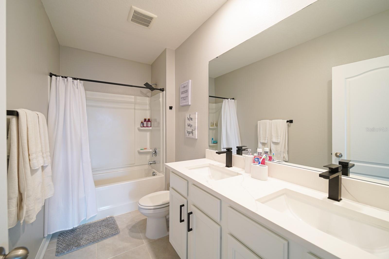 Image 34 of 56 For 3337 Costello Cir