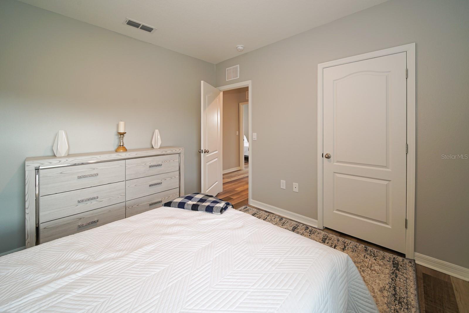 Image 40 of 56 For 3337 Costello Cir