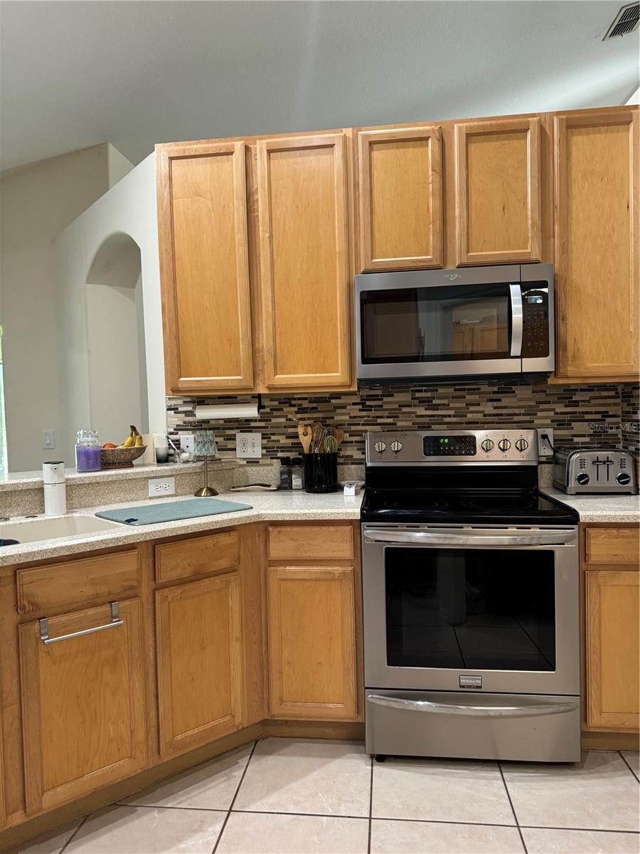 Image 3 of 22 For 9263 Pecky Cypress Way