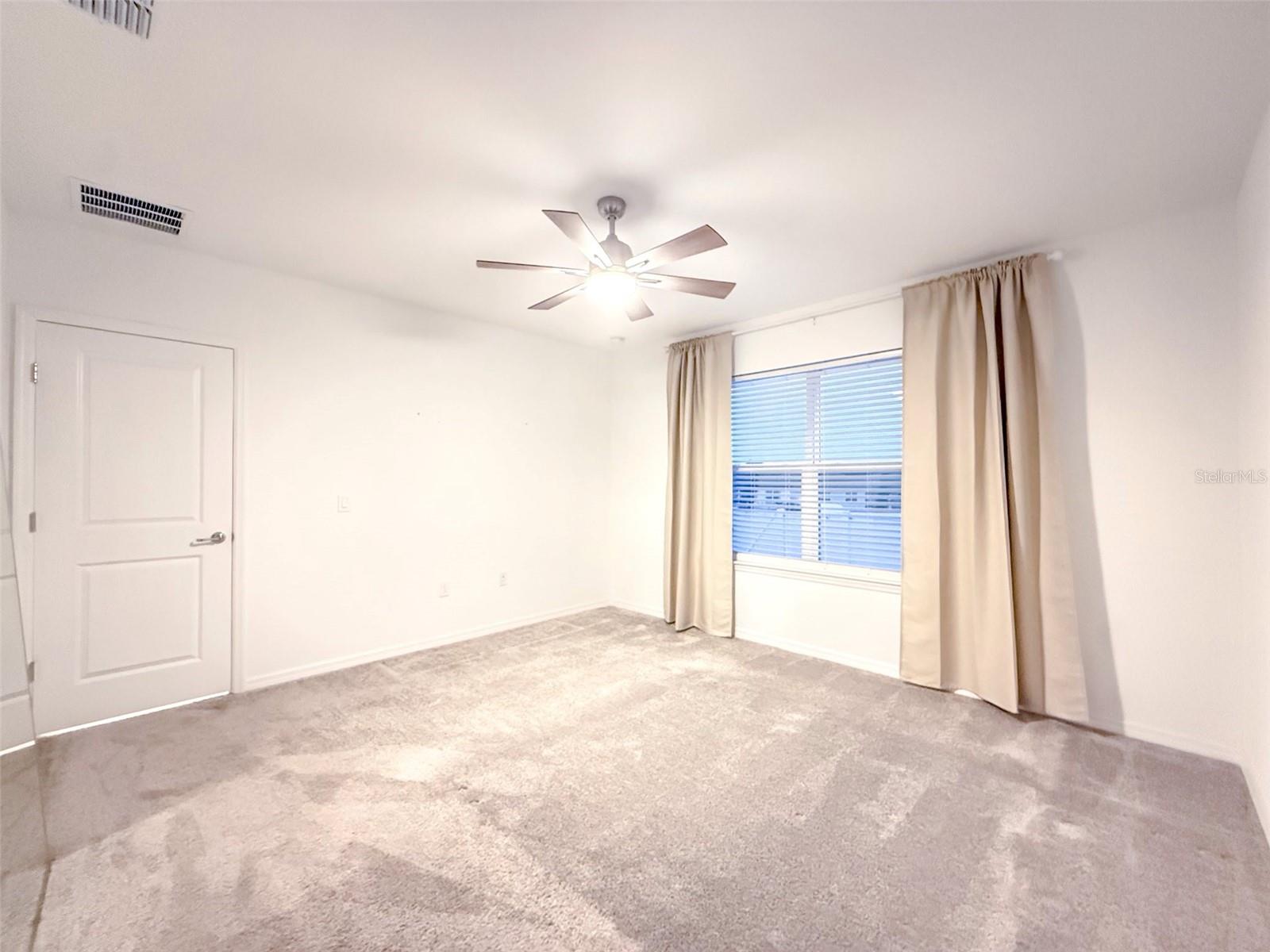 Image 10 of 23 For 580 Pine Tree Boulevard