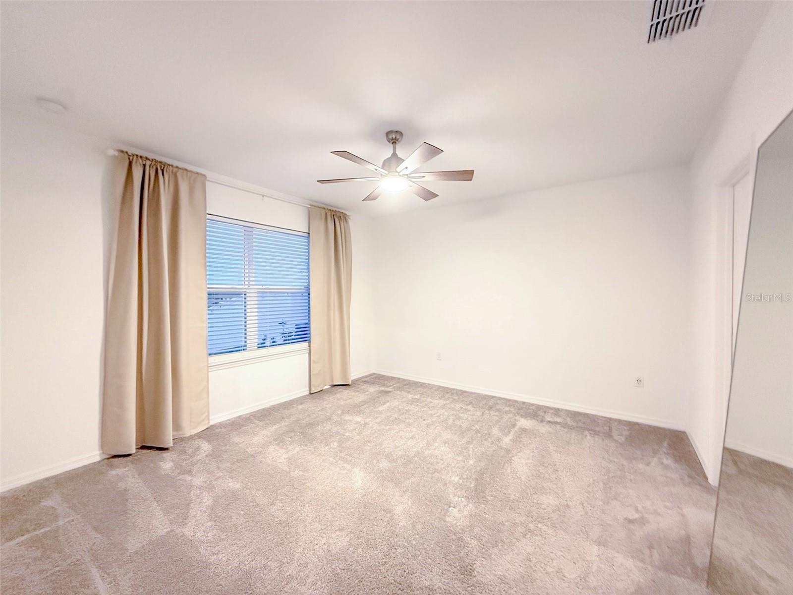 Image 9 of 23 For 580 Pine Tree Boulevard