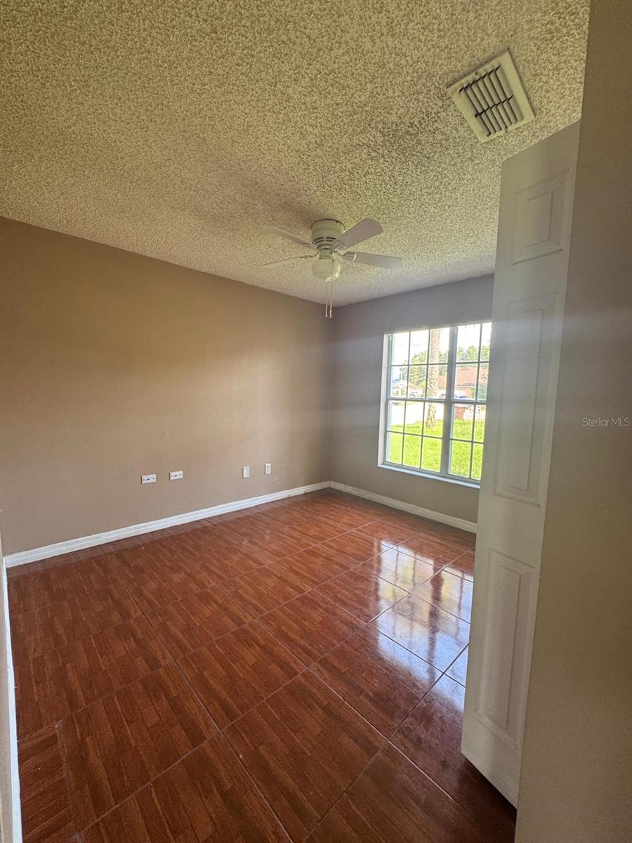 Image 3 of 6 For 2303 Gull Court