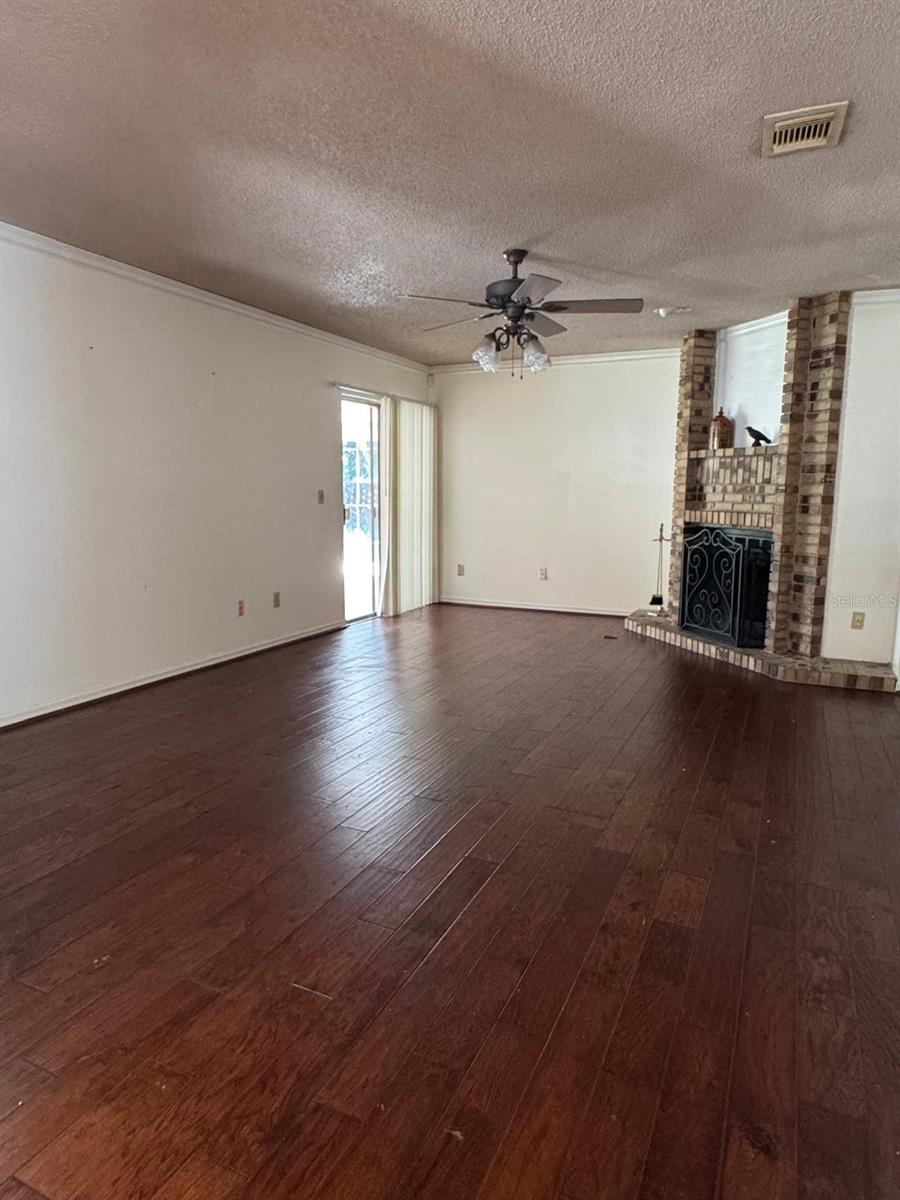Image 3 of 14 For 3150 Heathgate Court