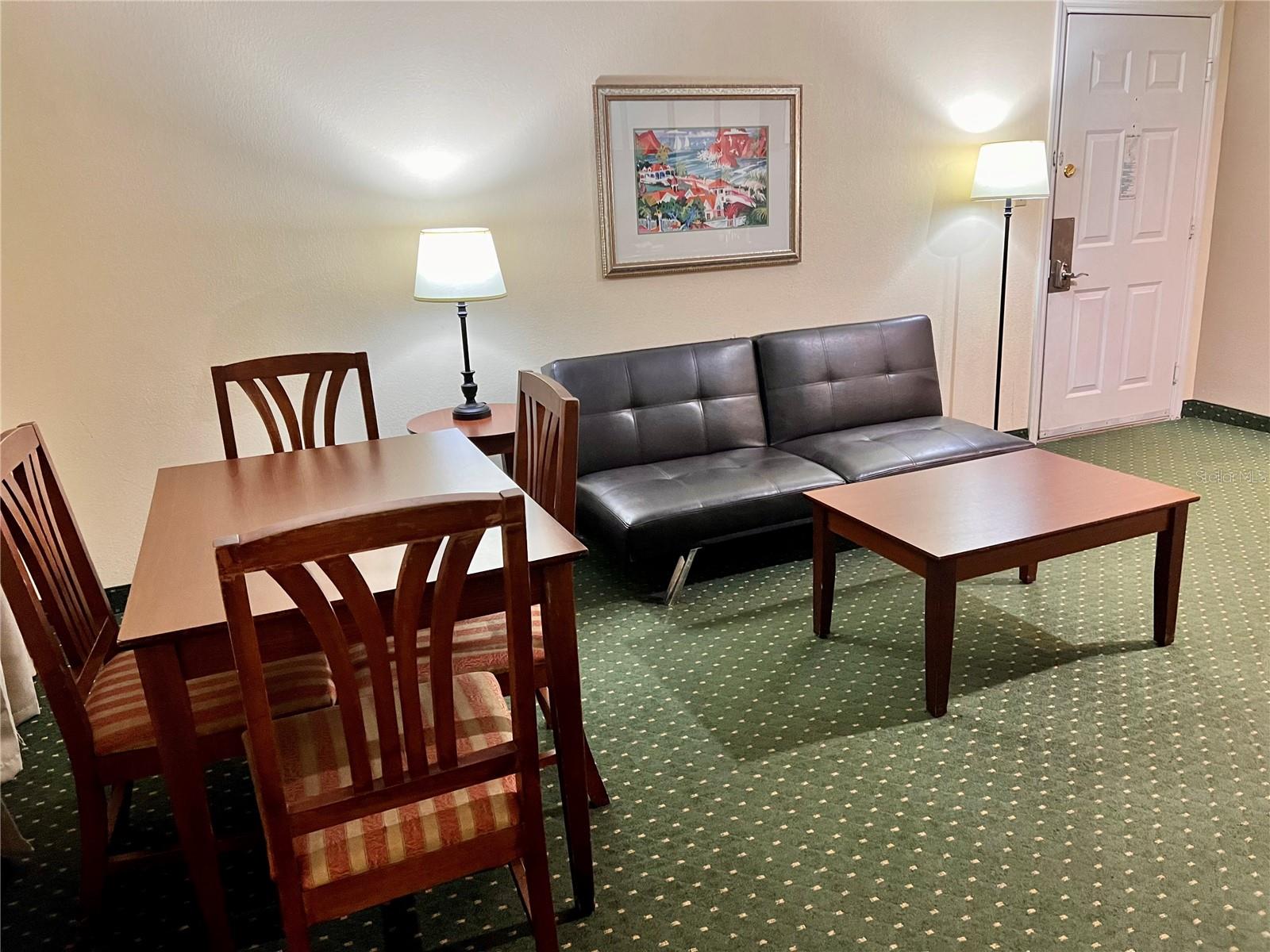 Image 5 of 20 For 3100 Parkway Boulevard 227