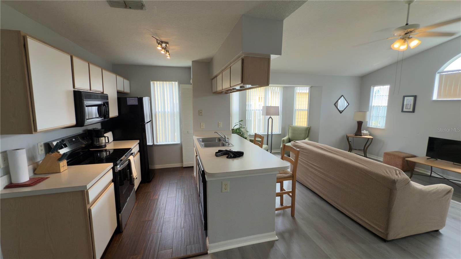 Image 12 of 23 For 3151 Britannia Boulevard D
