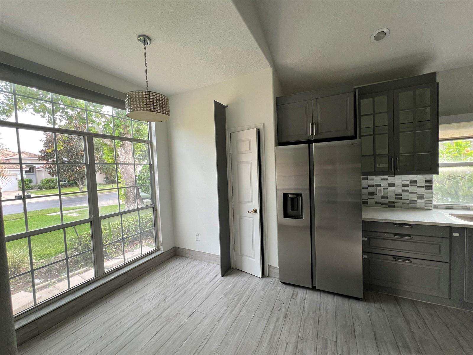 Image 5 of 21 For 6417 Winder Oaks Boulevard