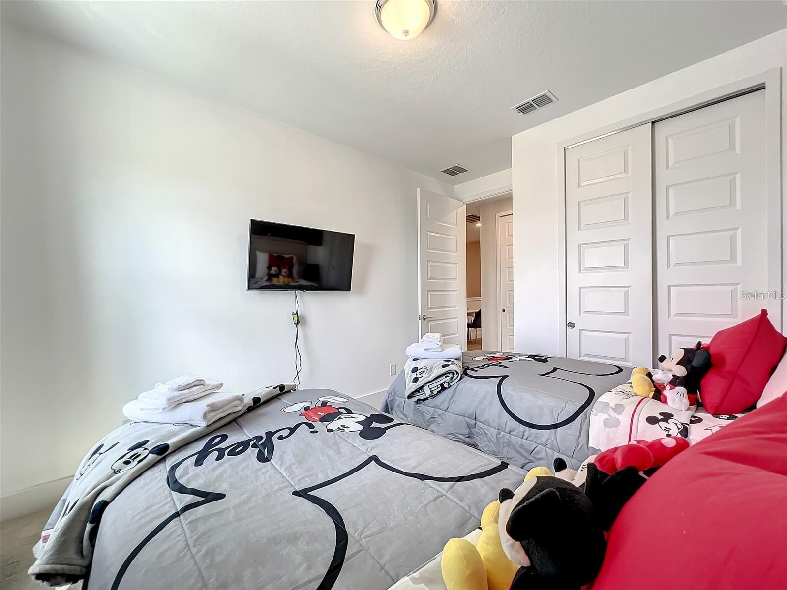 Image 32 of 67 For 7901 Putting Green Way