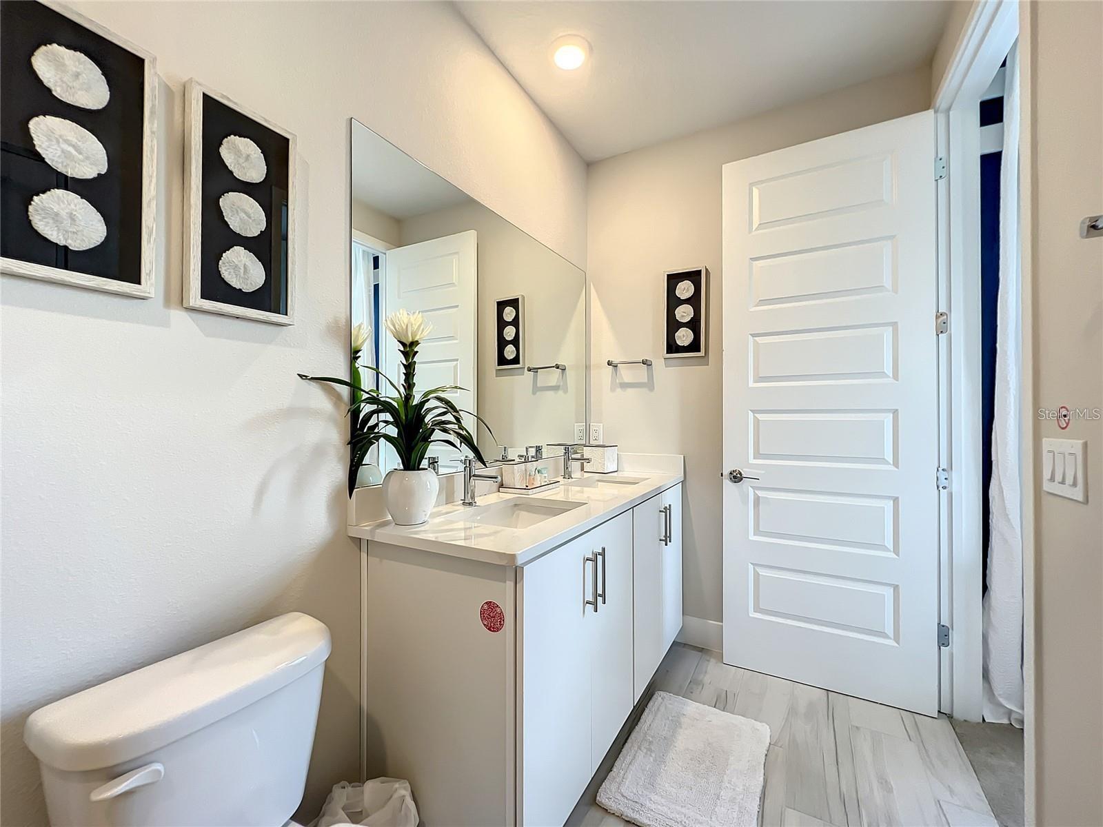 Image 44 of 67 For 7901 Putting Green Way