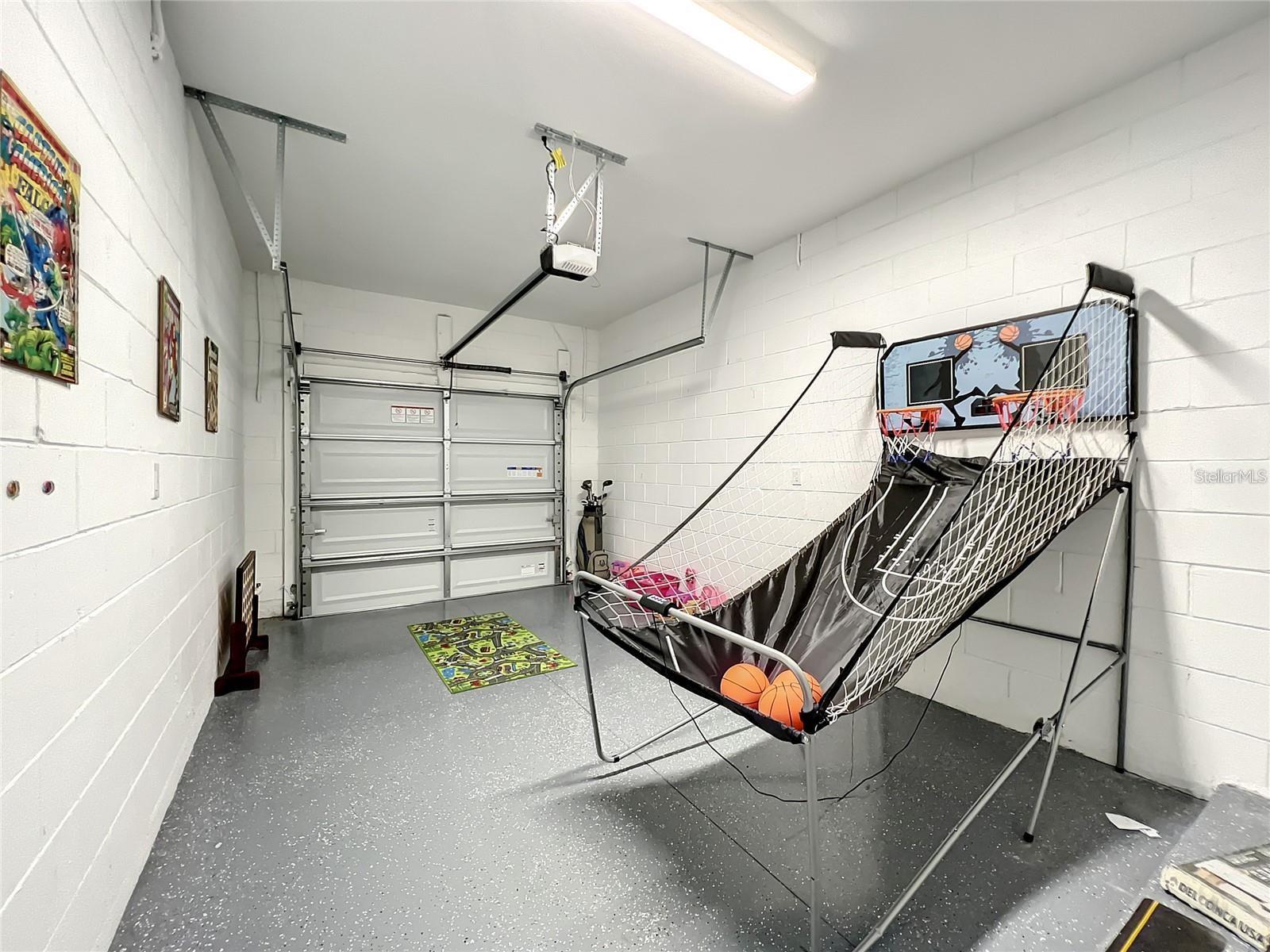 Image 46 of 67 For 7901 Putting Green Way