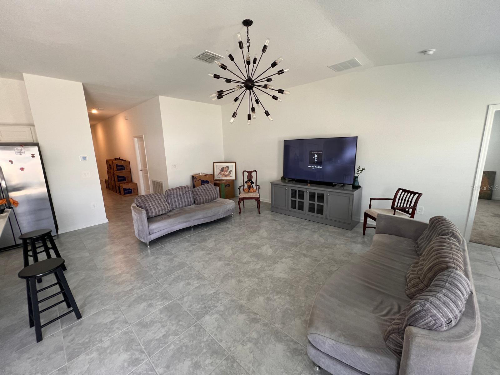 Image 6 of 22 For 1406 Deepwater Circle