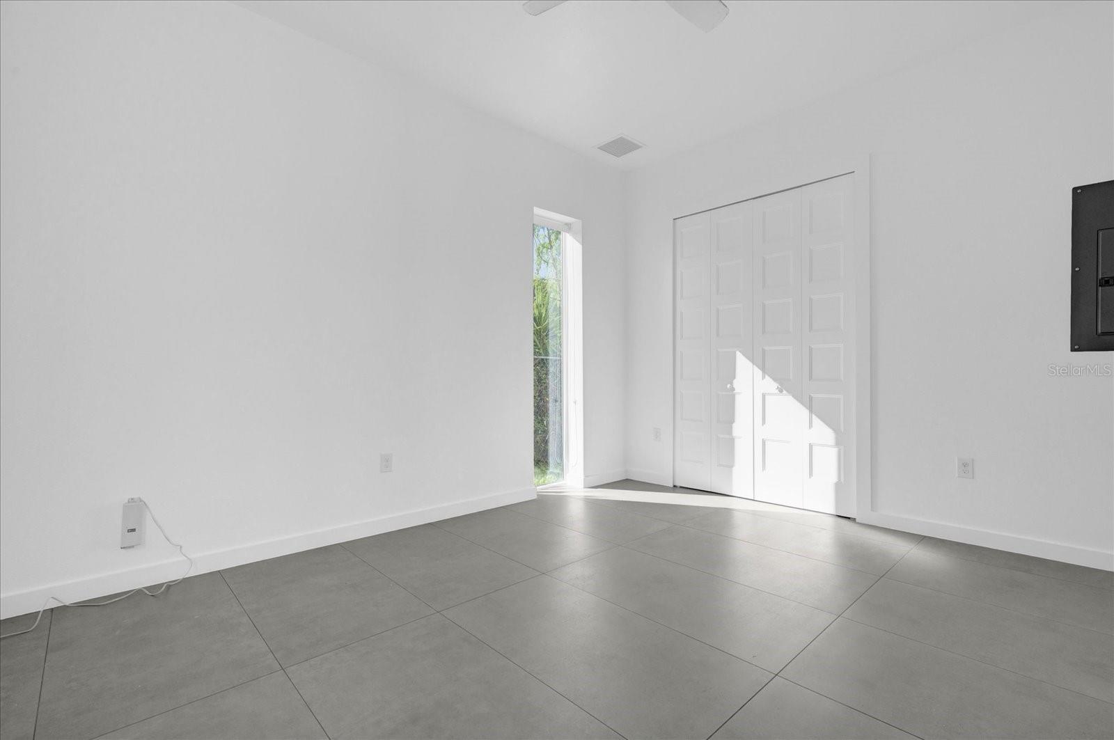 Image 13 of 34 For 501 Chastain Road