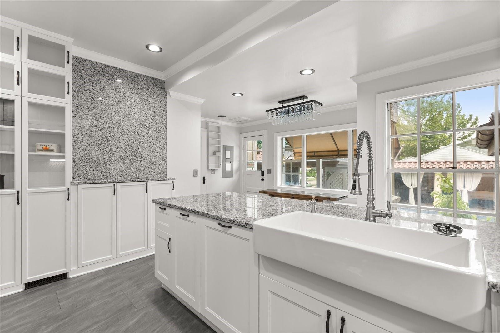 Image 21 of 70 For 824 Osceola Avenue