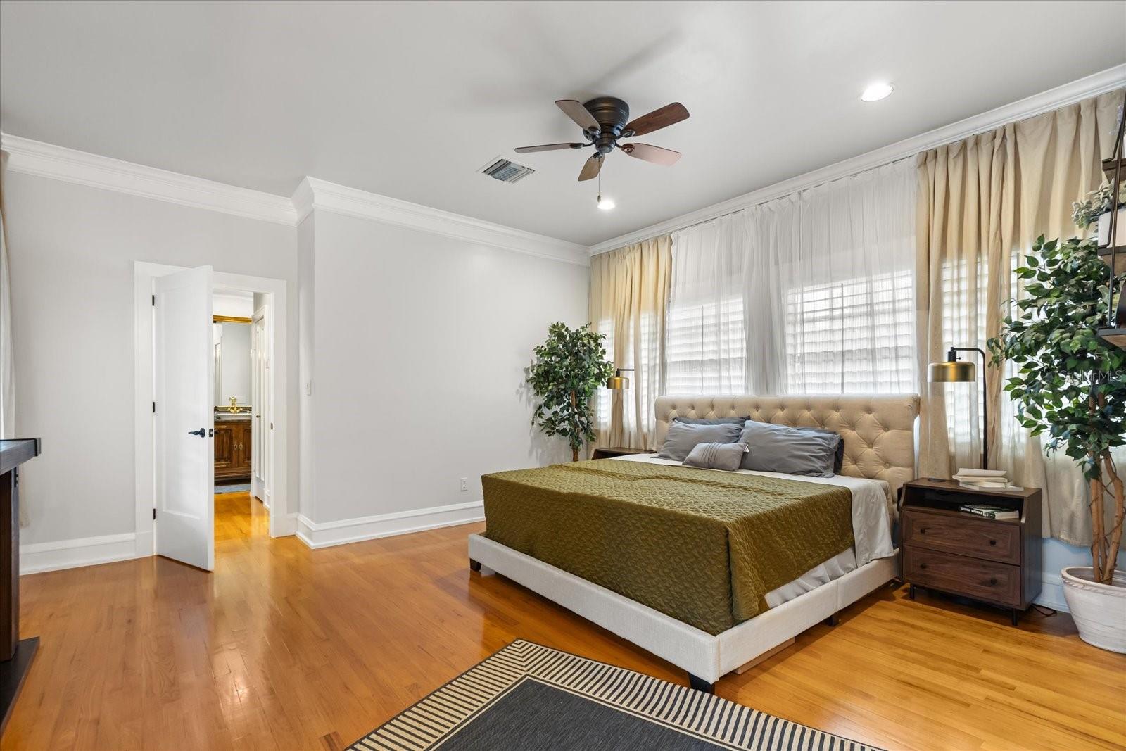 Image 42 of 70 For 824 Osceola Avenue