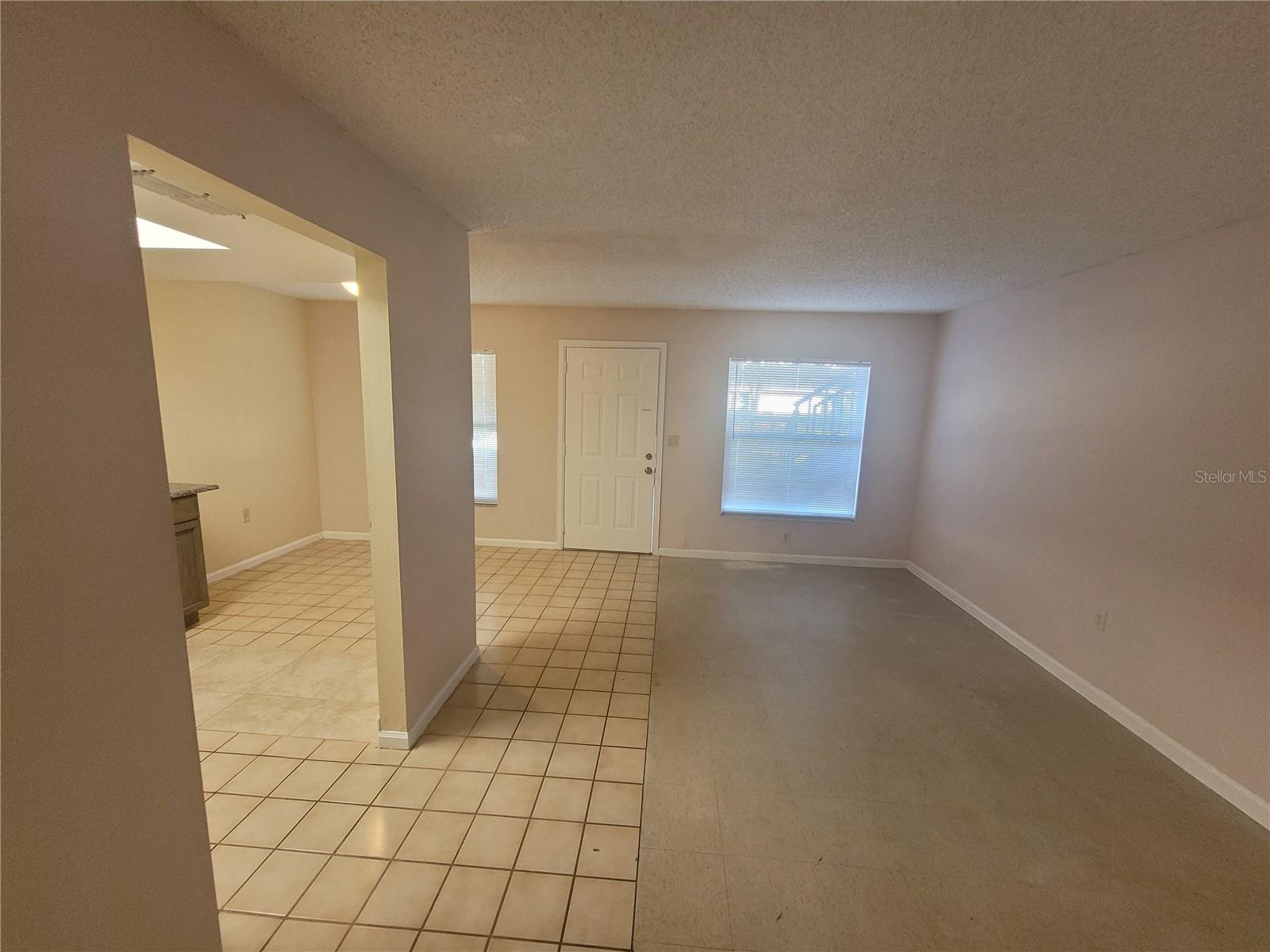 Image 6 of 17 For 1802 Barton Drive 3