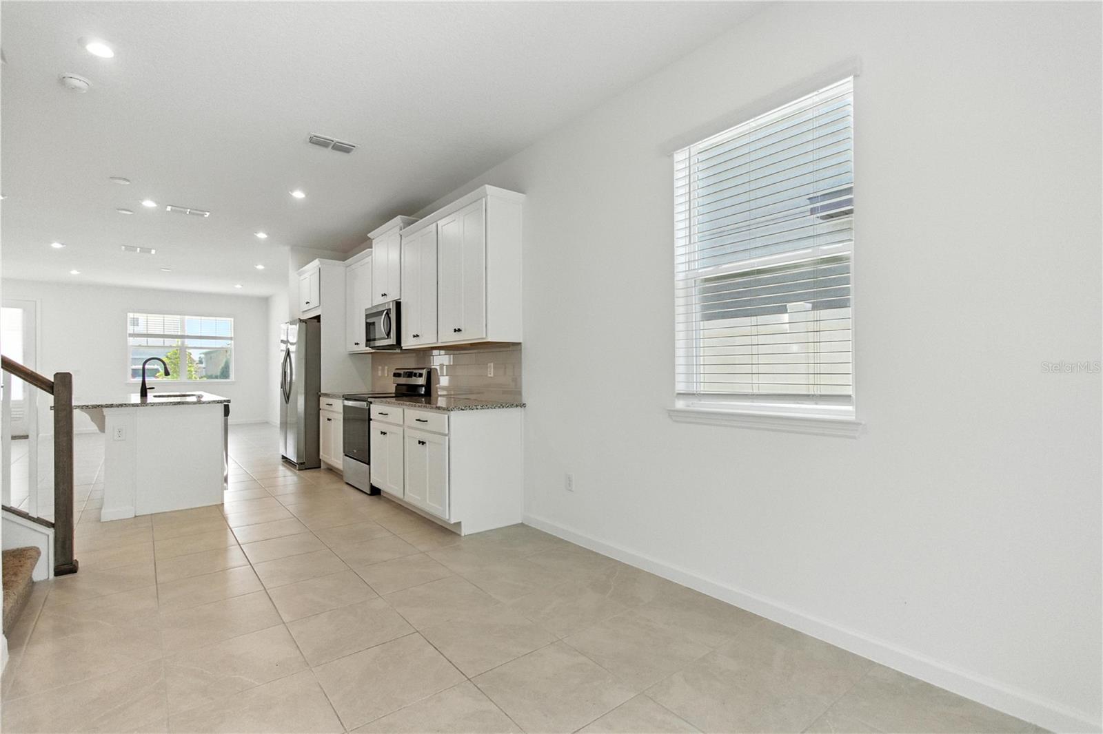 Image 14 of 36 For 11750 Sunsail Avenue