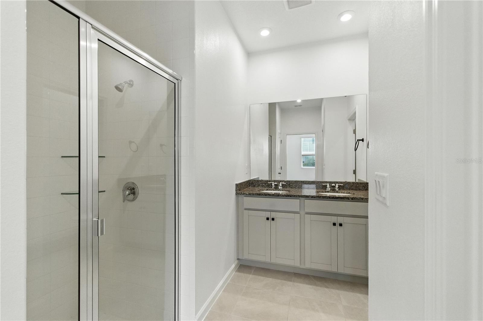 Image 18 of 36 For 11750 Sunsail Avenue