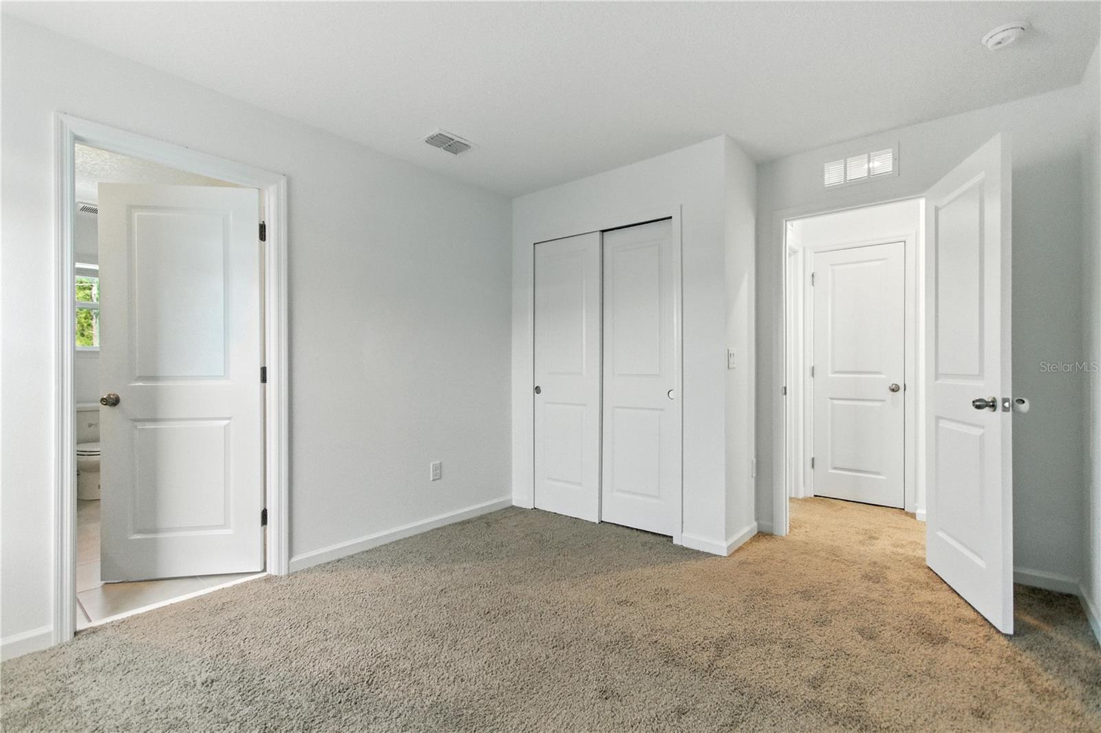 Image 22 of 36 For 11750 Sunsail Avenue