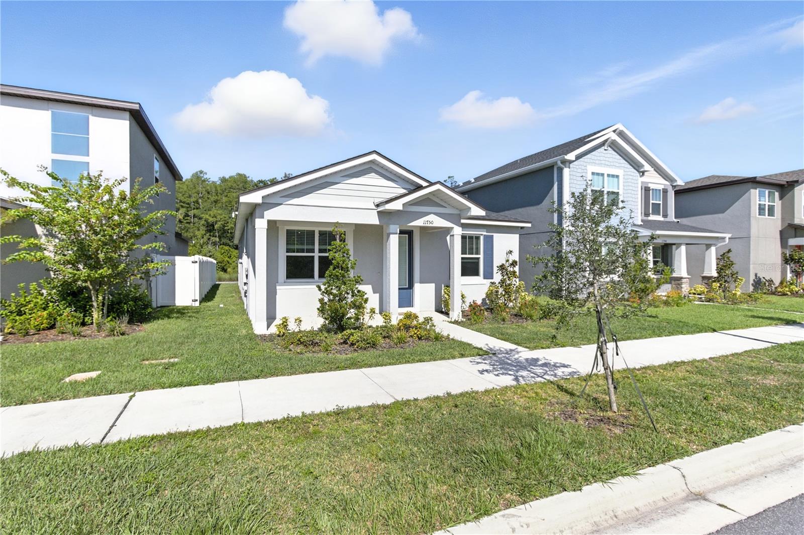 Image 3 of 36 For 11750 Sunsail Avenue