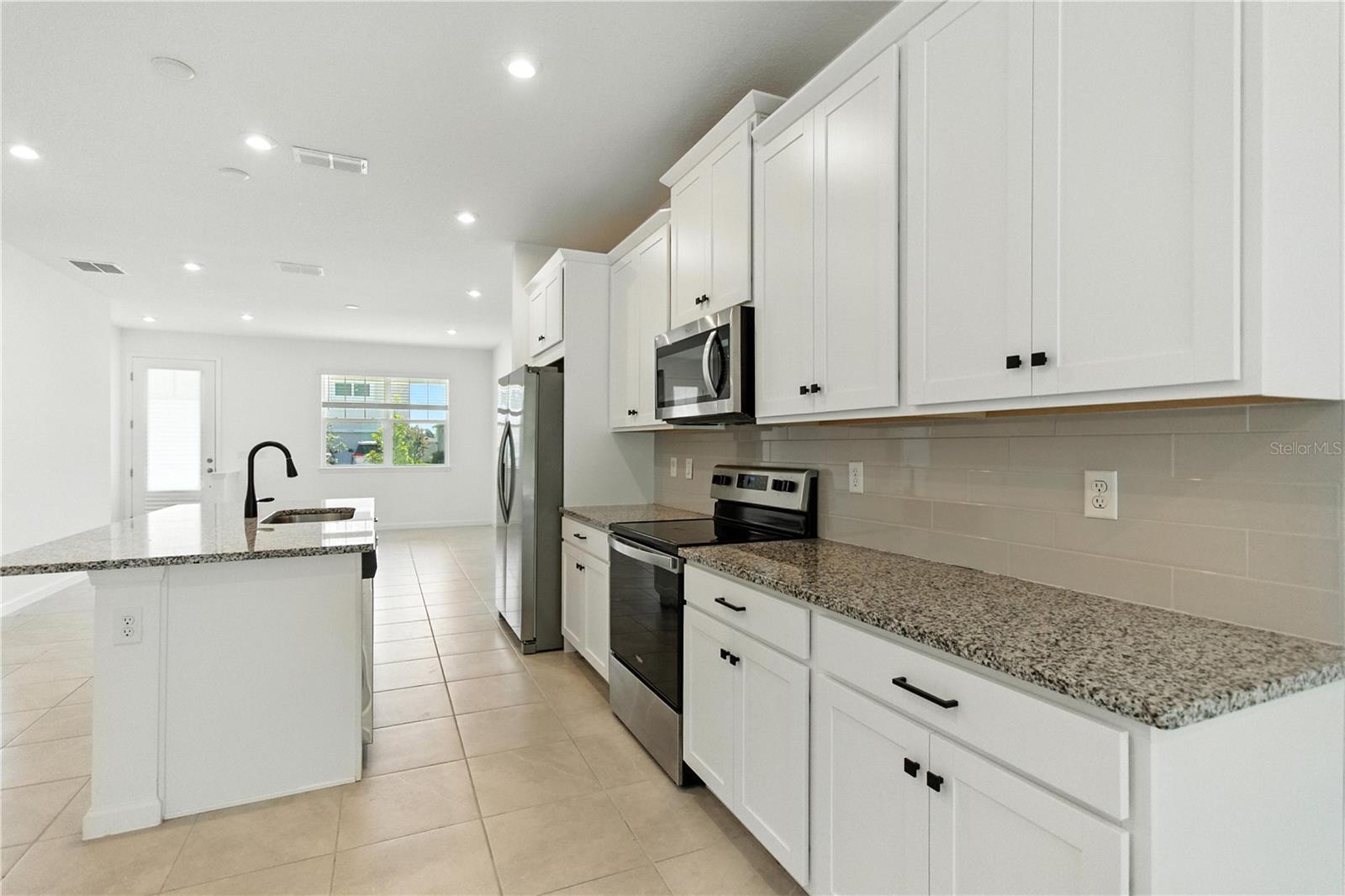 Image 9 of 36 For 11750 Sunsail Avenue