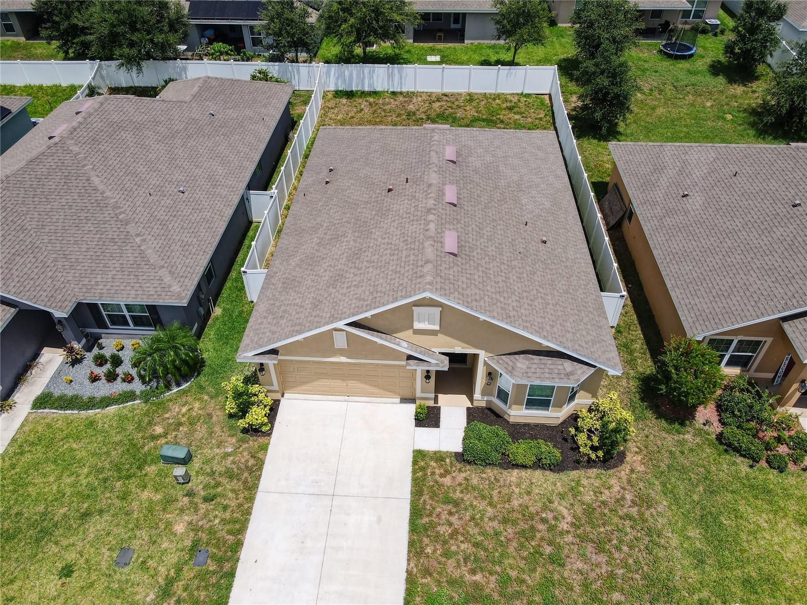 Image 4 of 68 For 465 Buchannan Drive