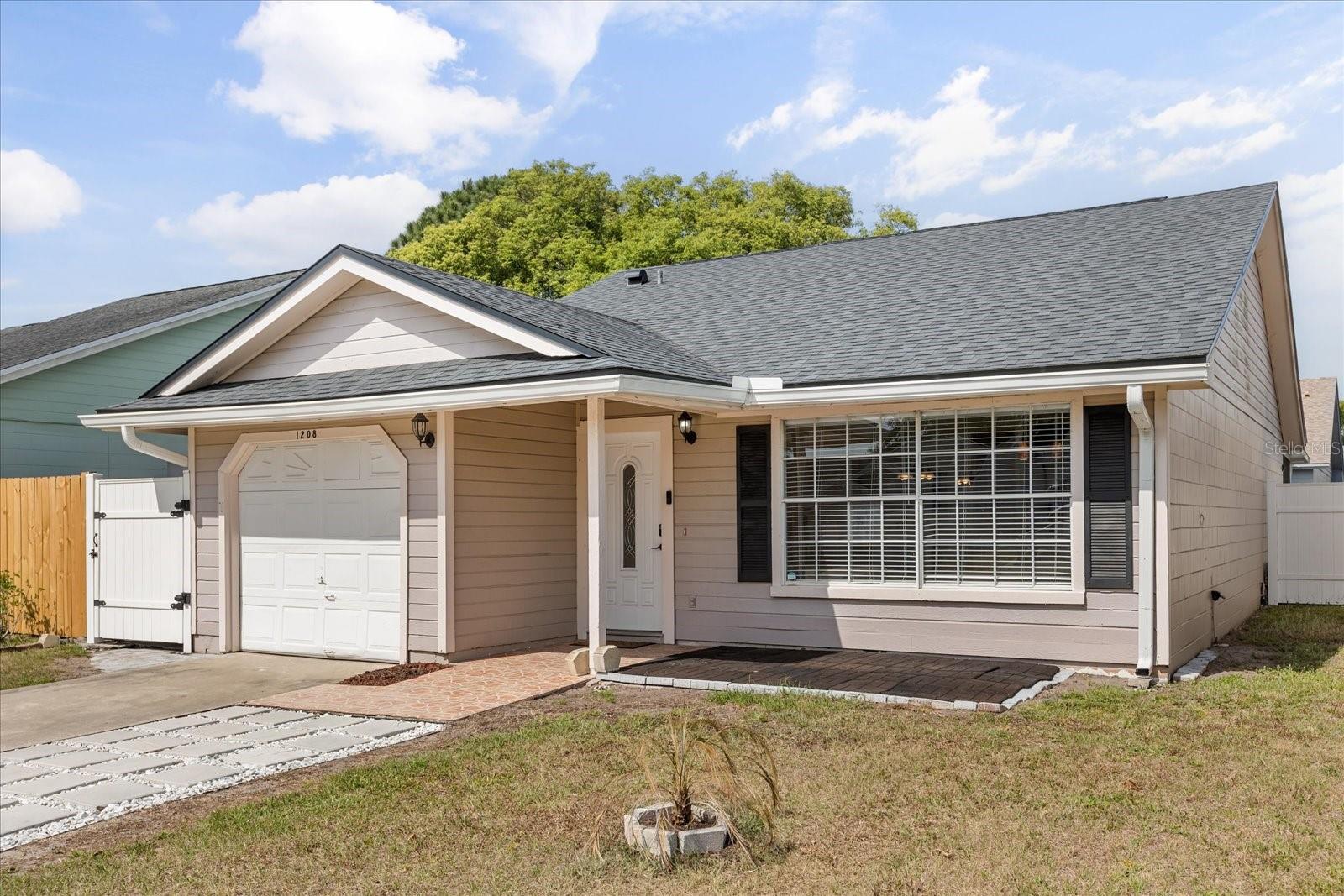 Image 2 of 31 For 1208 Roma Court