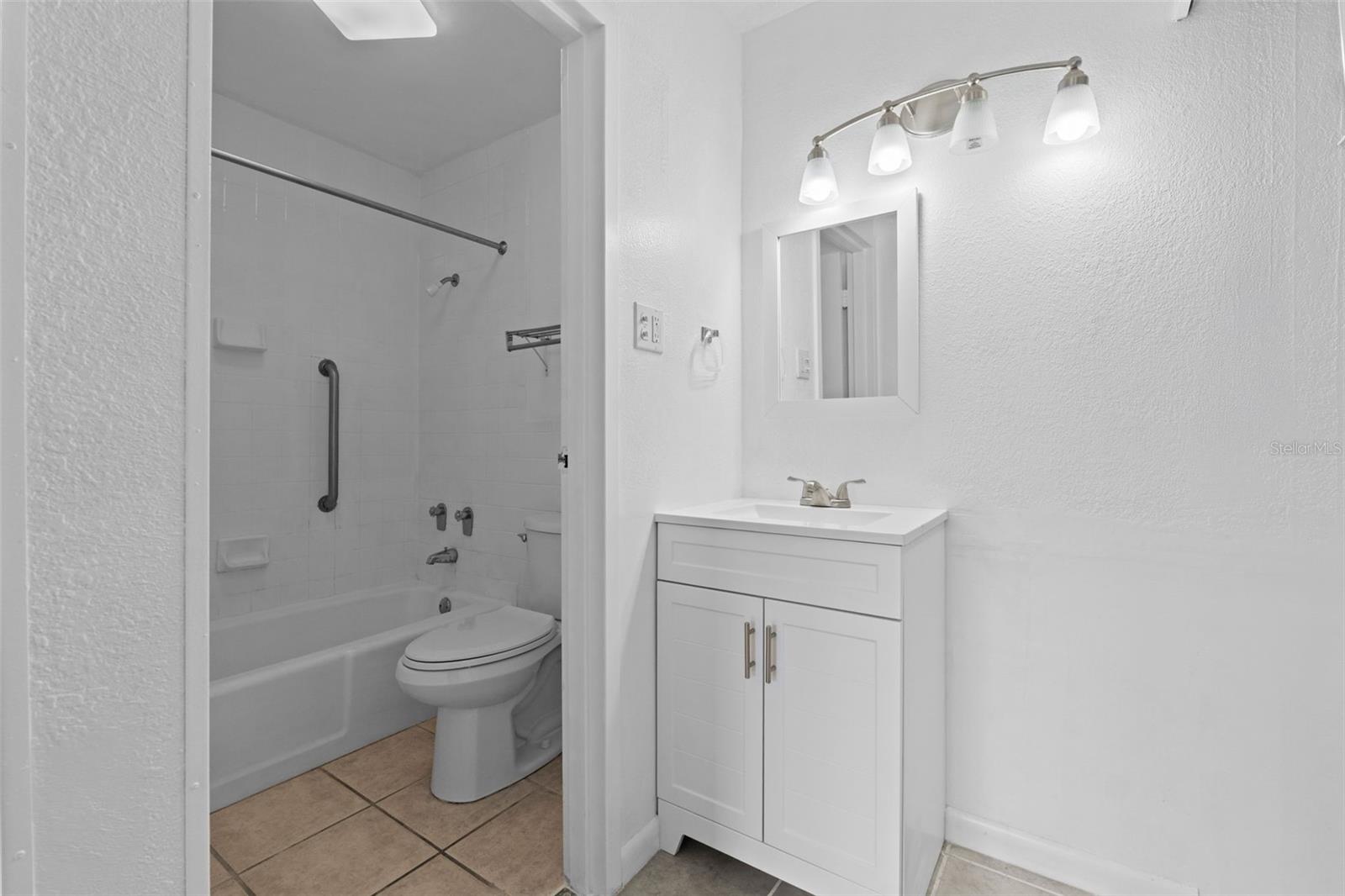 Image 13 of 23 For 43420 Us 27 N  346