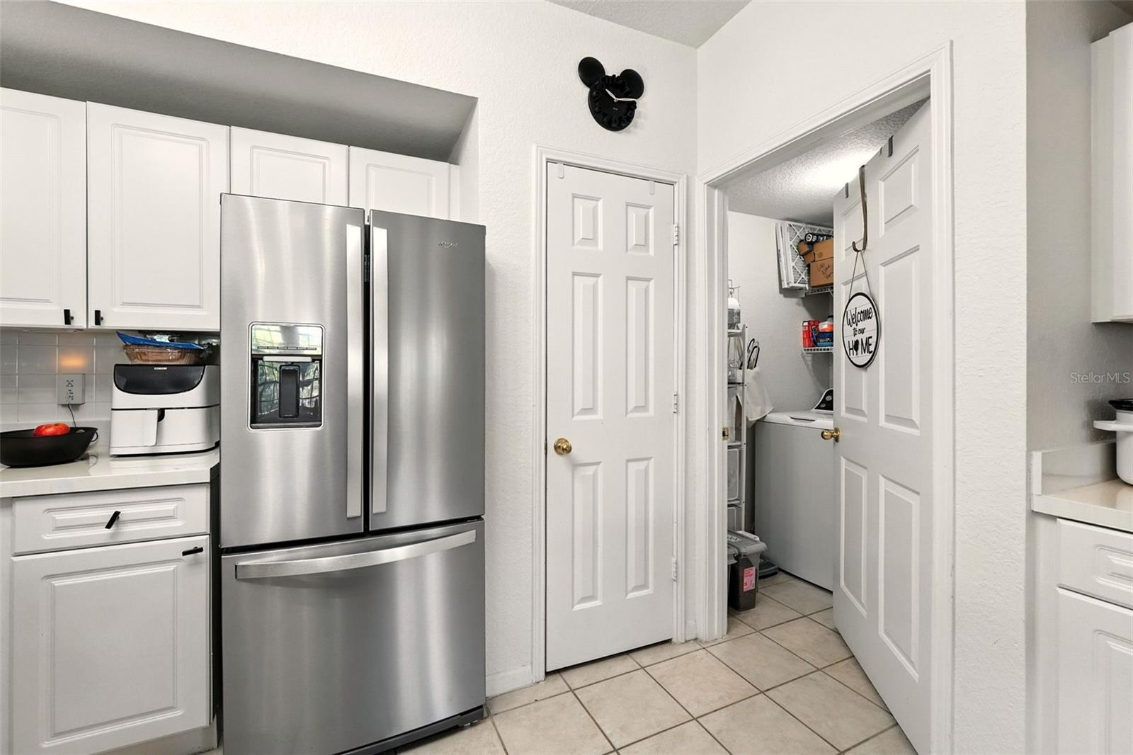 Image 15 of 33 For 211 Longview Avenue 306
