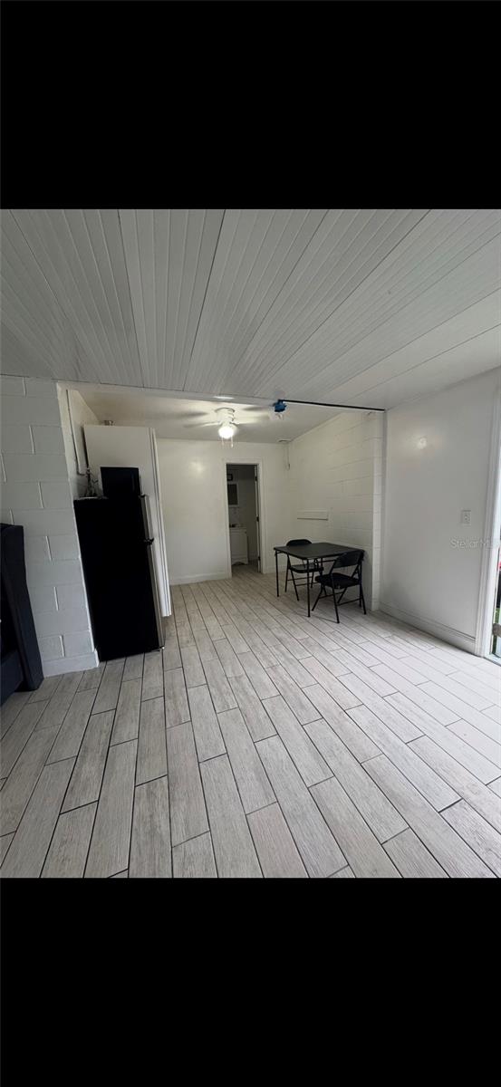 Image 2 of 7 For 6716 Paul Revere Court