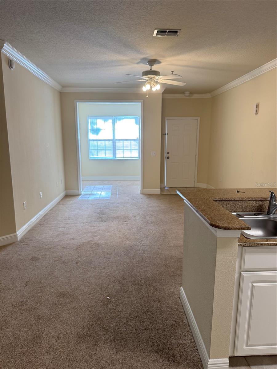 Image 7 of 10 For 1315 Eastern Pecan Place 107