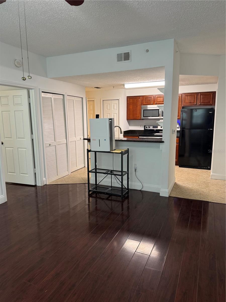 Image 2 of 10 For 10831 Windsor Walk Drive 1101