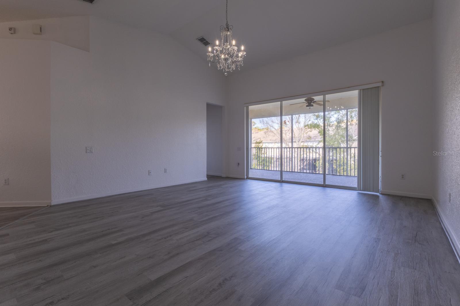 Image 17 of 22 For 5058 Maxon Terrace 108