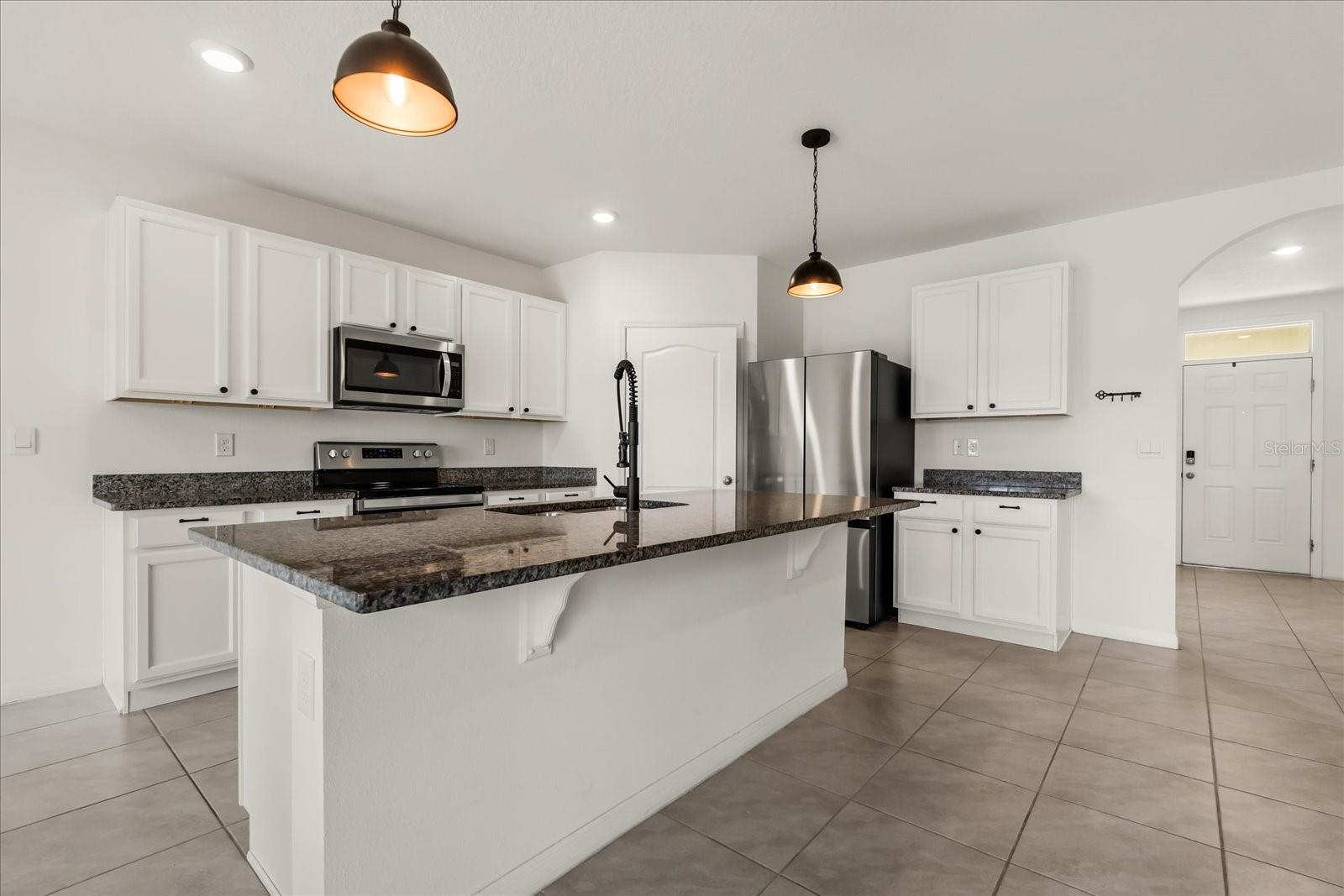 Image 5 of 41 For 6814 Grace Hammock Road