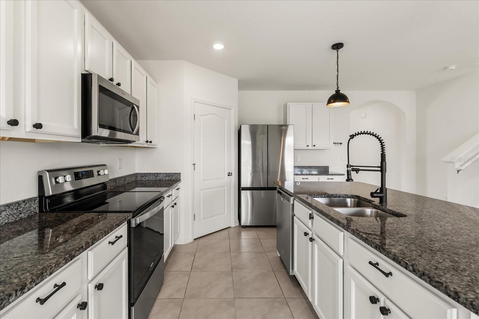 Image 7 of 41 For 6814 Grace Hammock Road