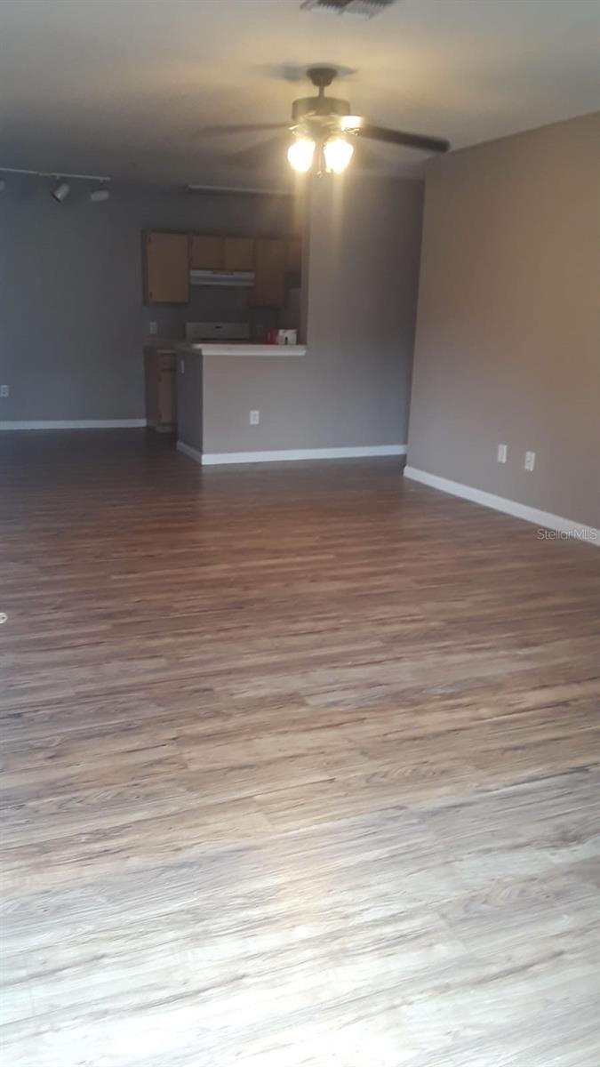Image 6 of 31 For 6512 Swissco Drive 1417