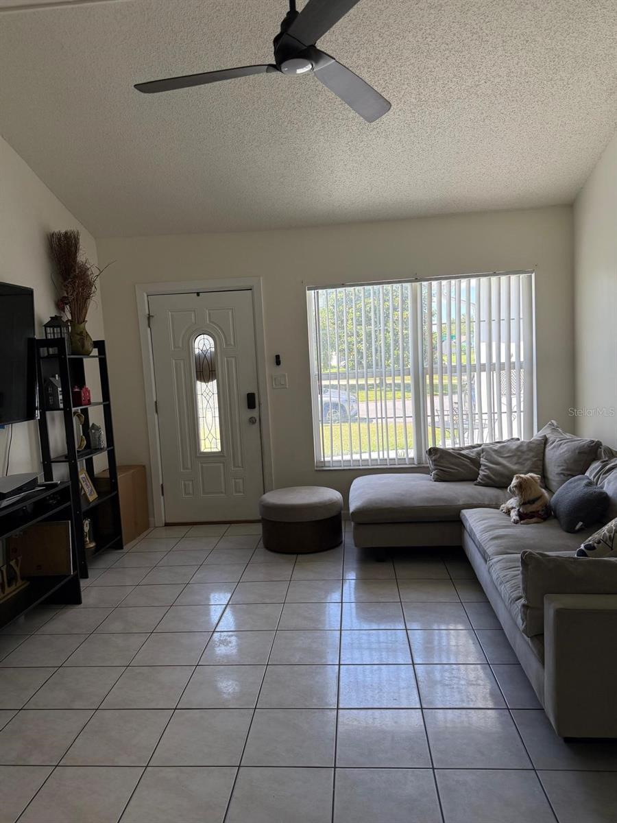 Image 3 of 12 For 217 Citrus Dr
