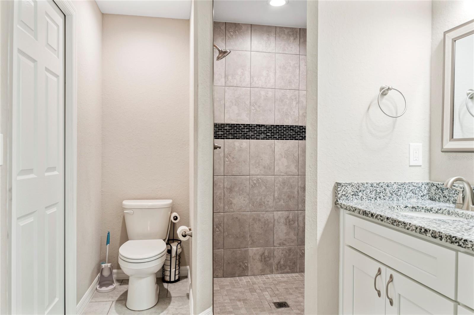 Image 30 of 42 For 17920 39th Court