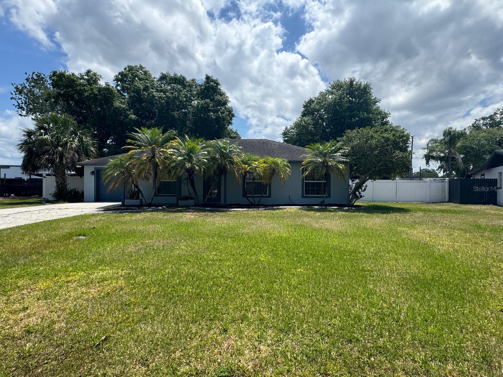 Image 2 of 14 For 418 Poinciana Circle