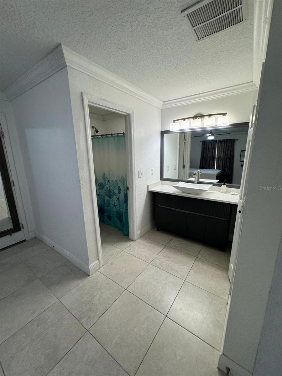 Image 7 of 14 For 418 Poinciana Circle