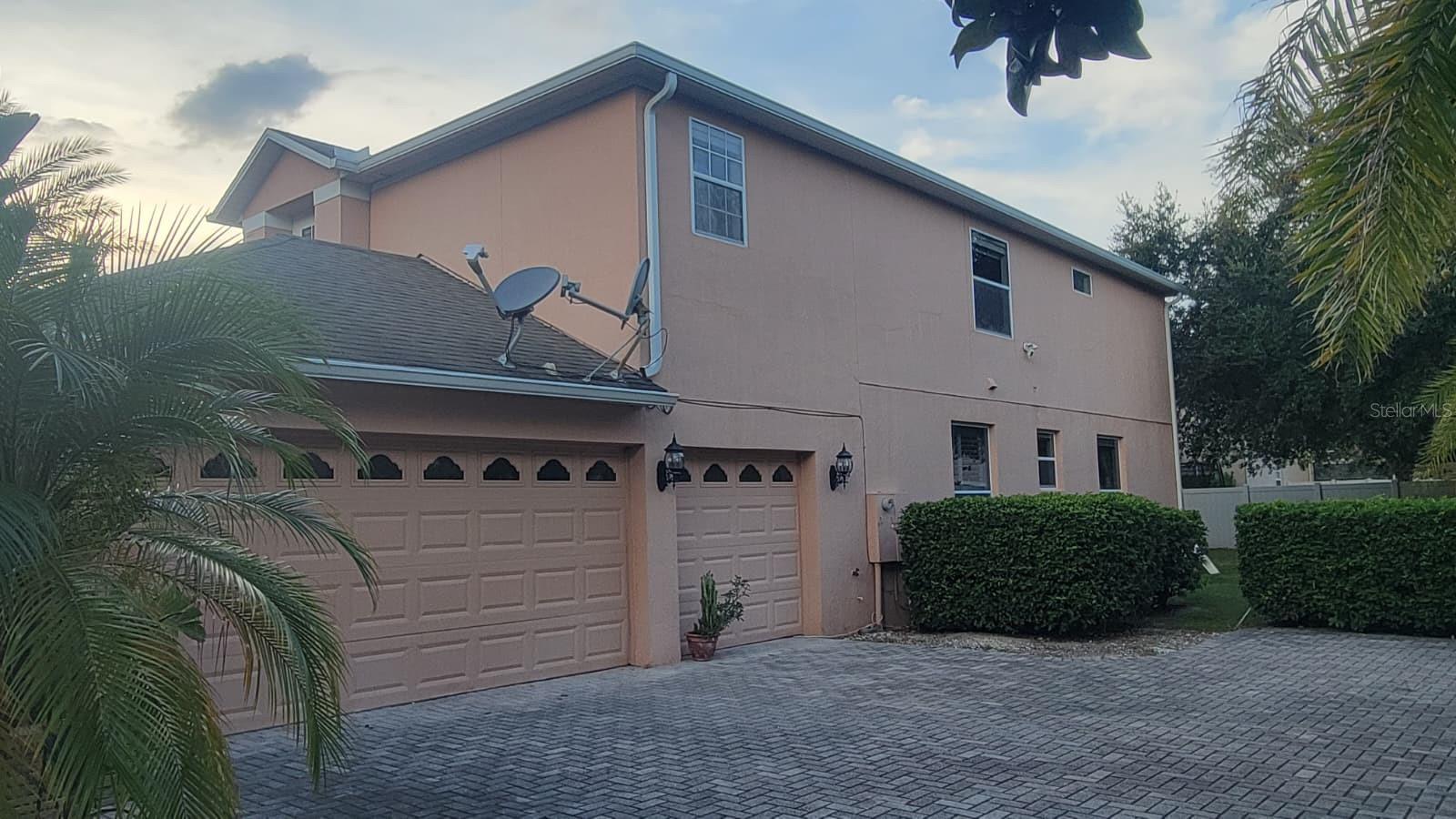 Image 16 of 46 For 2461 Woodbark Street